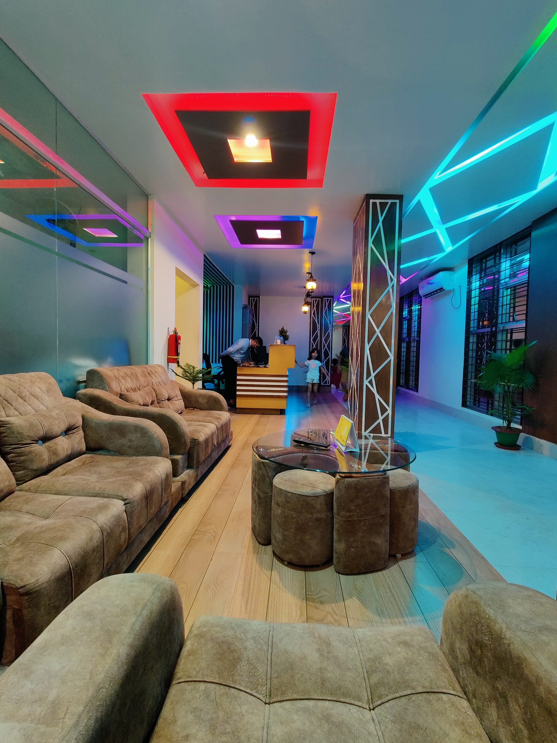 24/7 Reception